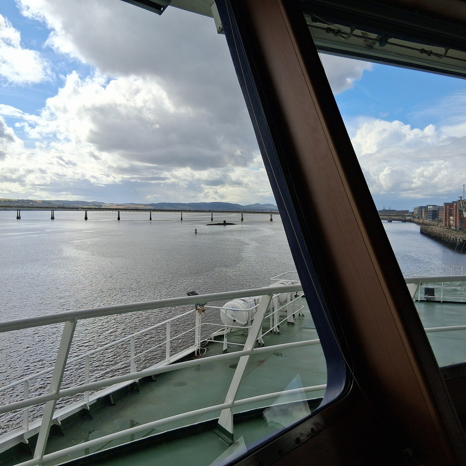 RSS Discovery - The Tay Bridge from the Bridge